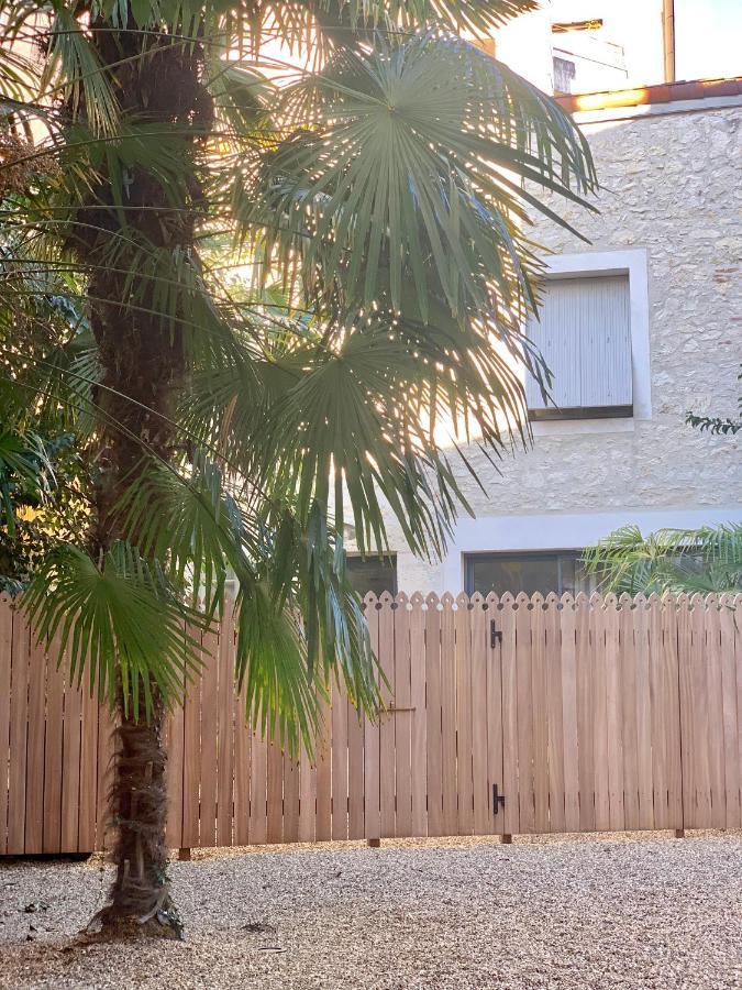 7 Hotel Particulier Agen Bagian luar foto